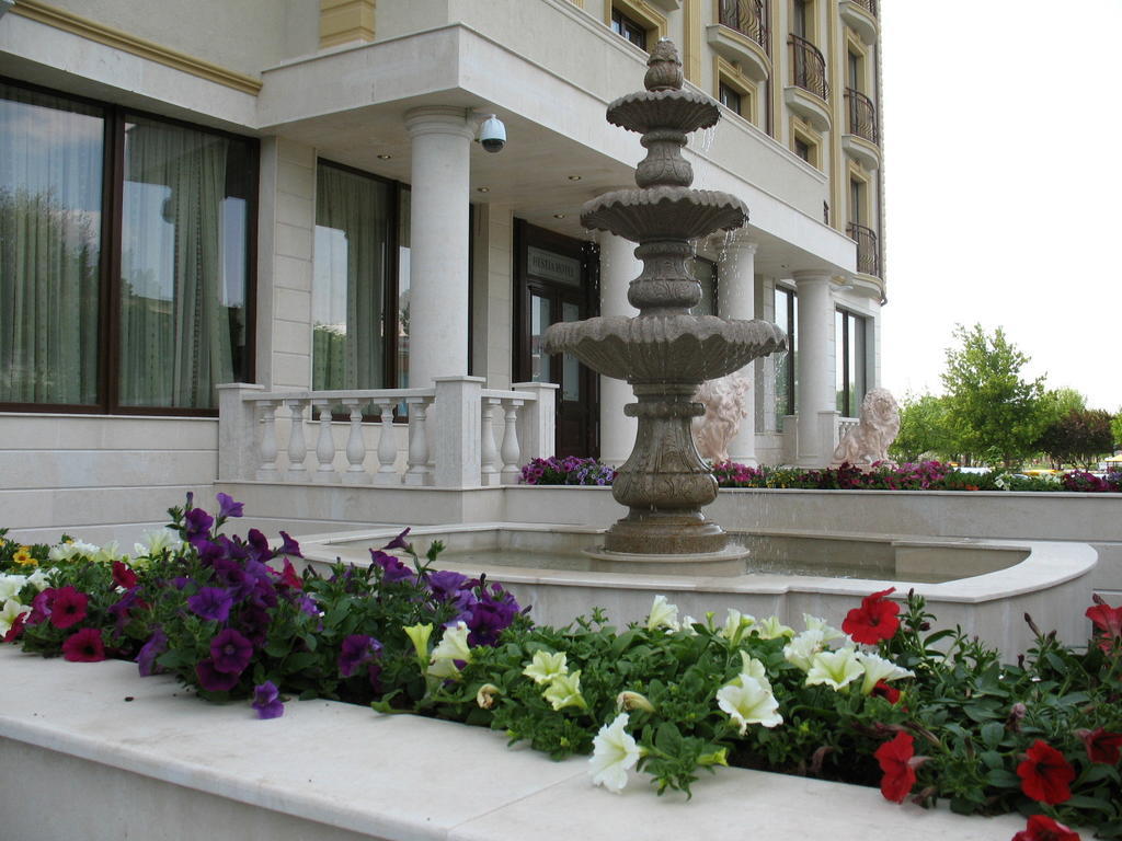 Hestia Hotel كالاراش المظهر الخارجي الصورة